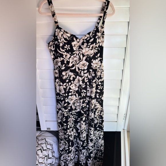 As U Wish Black and Cream Floral Maxi Dress - Picture 1 of 4